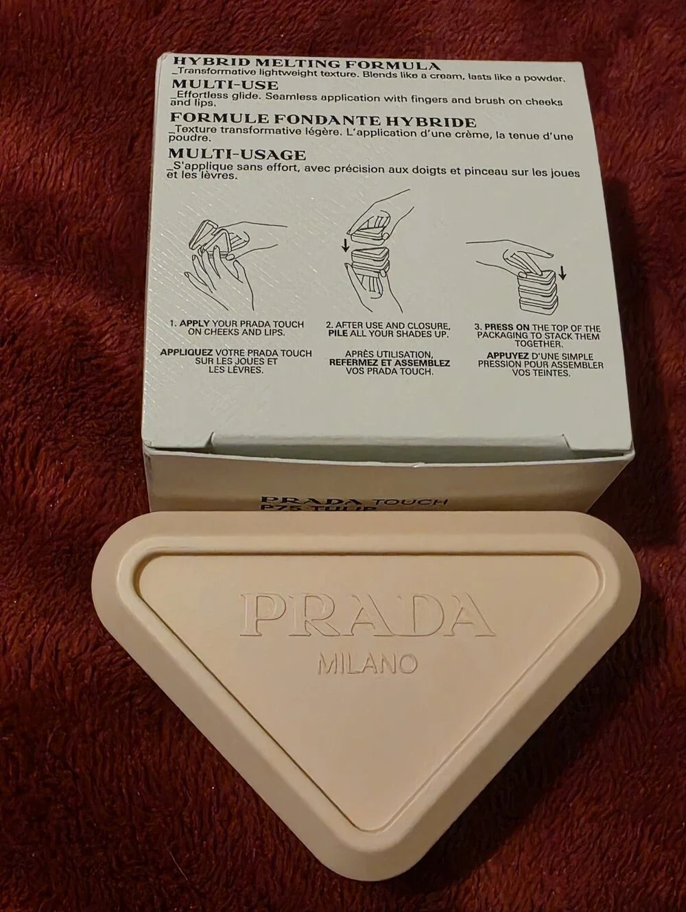 Prada Touch Cream-to-Powder Blush P25 TULIP/Baby pink. NEW💕